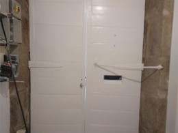 INTERIOR PUERTA CALLE