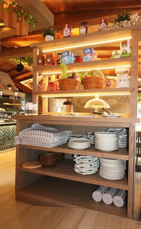 La madera en la decoración: claves para un ambiente acogedor
